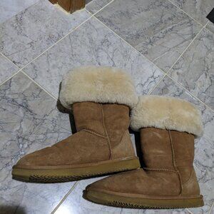 Cozie Steps Sheepskin Boots SZ 8